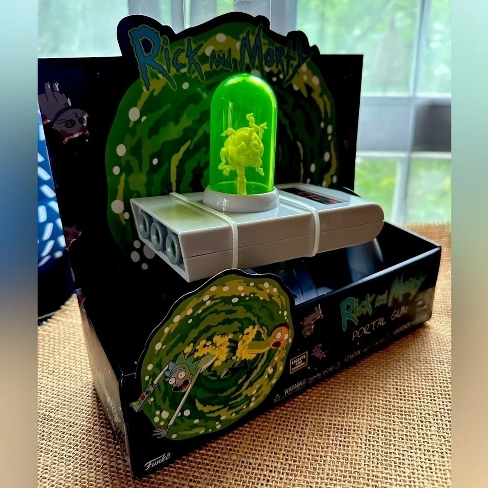 Rick and Morty Toy Portal Gun New in Box - Picture 5 of 6